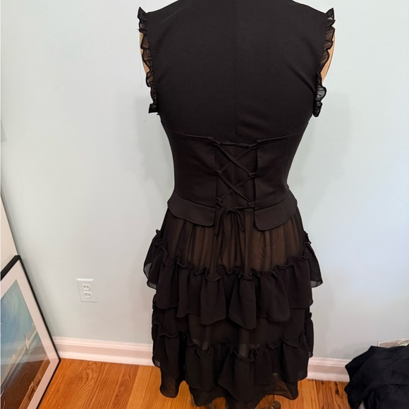 Hot Topic Black Ruffled Vest - Picture 2 of 2